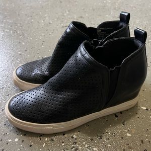 Steve Madden wedge leather sneakers